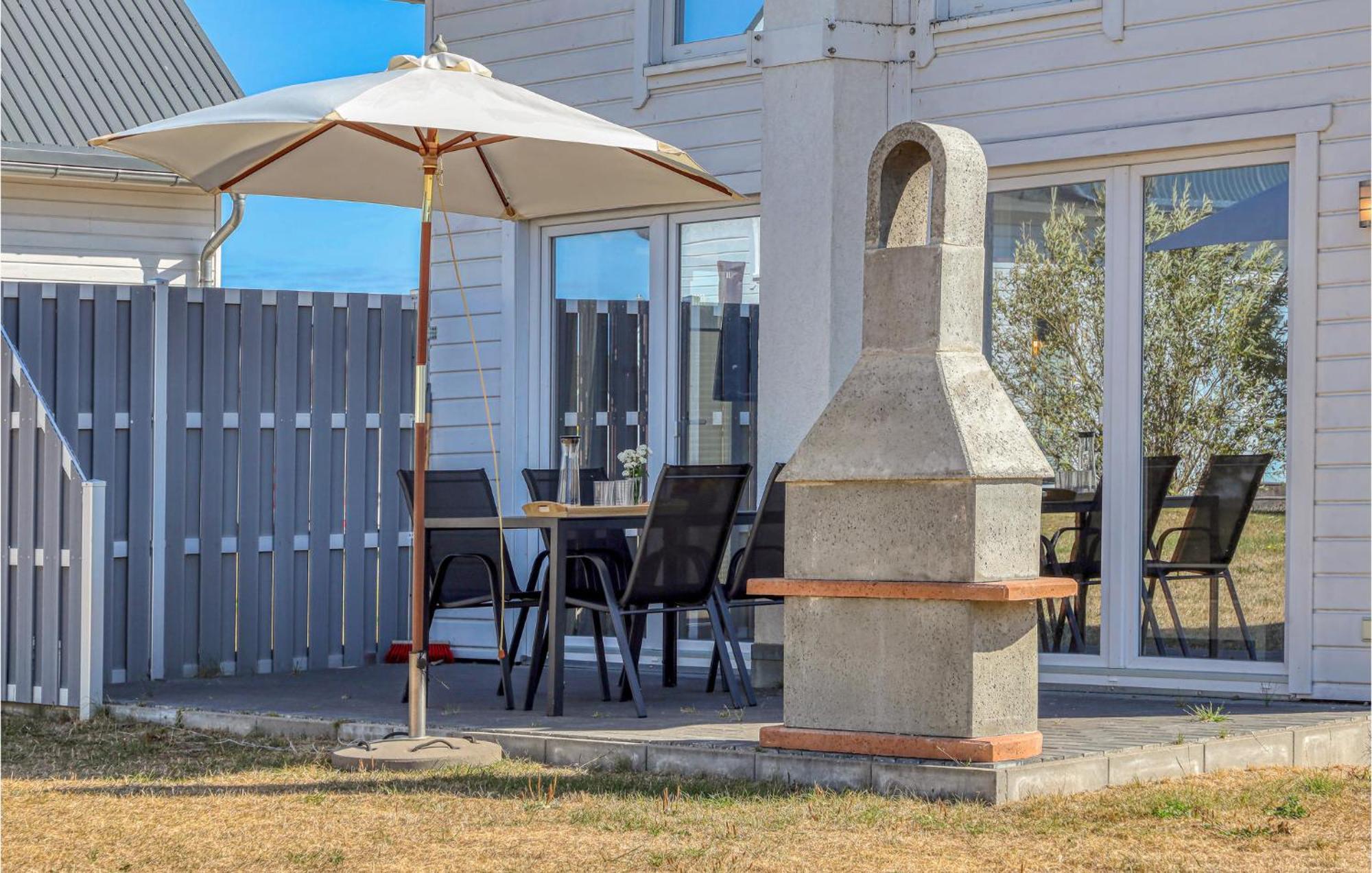 Nice Home In Ostseeresort Olpenitz With Kitchen Exterior foto